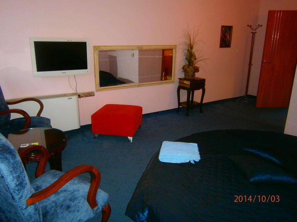 Hotel Cabana Spa & Relax Bar プロヴディフ エクステリア 写真